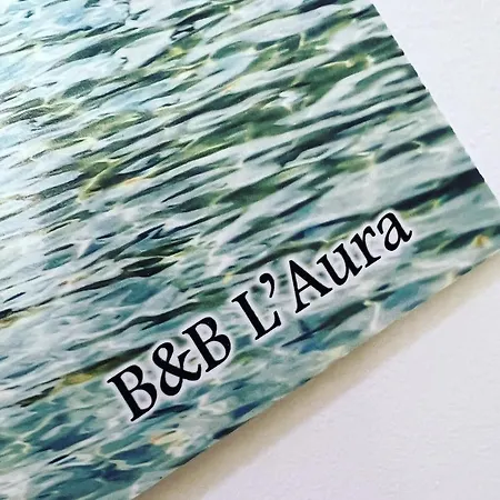 Abt L'aura לינה וארוחת בוקר