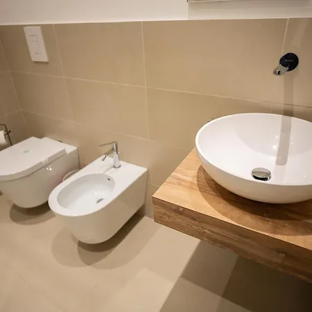 לינה וארוחת בוקר Abt L'aura פלרמו