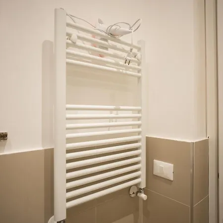 לינה וארוחת בוקר Abt L'aura